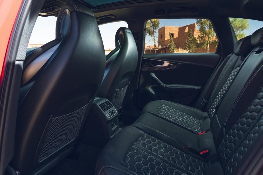 Интерьер Audi RS4 Avant (B9) 2020 года  (UK) (фото 80 из 80)